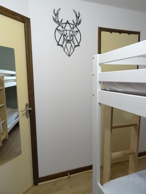 Appartement au cœur du village avec parking privé Mijoux Exterior foto