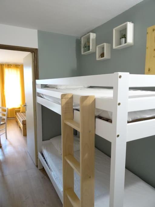 Appartement au cœur du village avec parking privé Mijoux Exterior foto